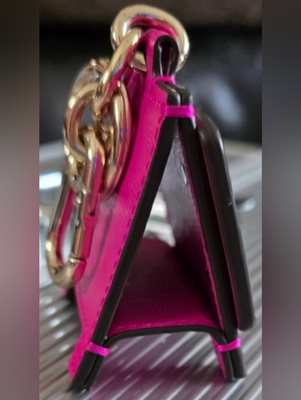 Kate Spade NWOT 'Detour' in Hot Pink and Red Keychain Or Charm - Picture 4 of 4